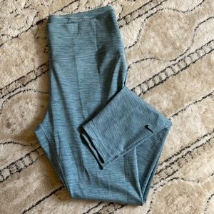 NWOT: Nike Dri-Fit Leggings